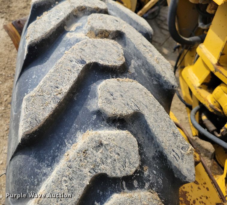 image for item DZ6599 1986 Caterpillar 140G motor grader