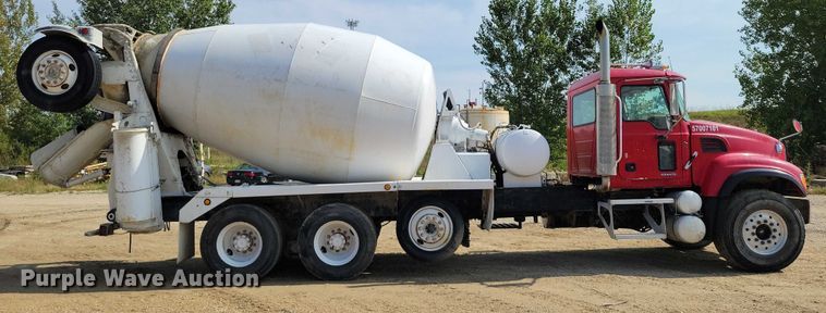 image for item DZ6605 2007 Mack Granite ready mix truck