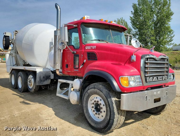image for item DZ6605 2007 Mack Granite ready mix truck