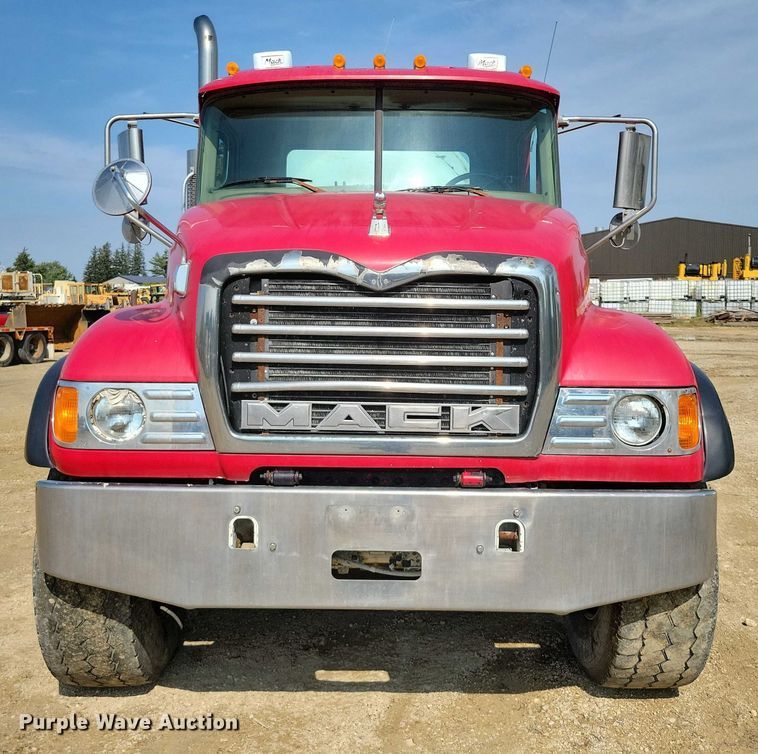 image for item DZ6605 2007 Mack Granite ready mix truck