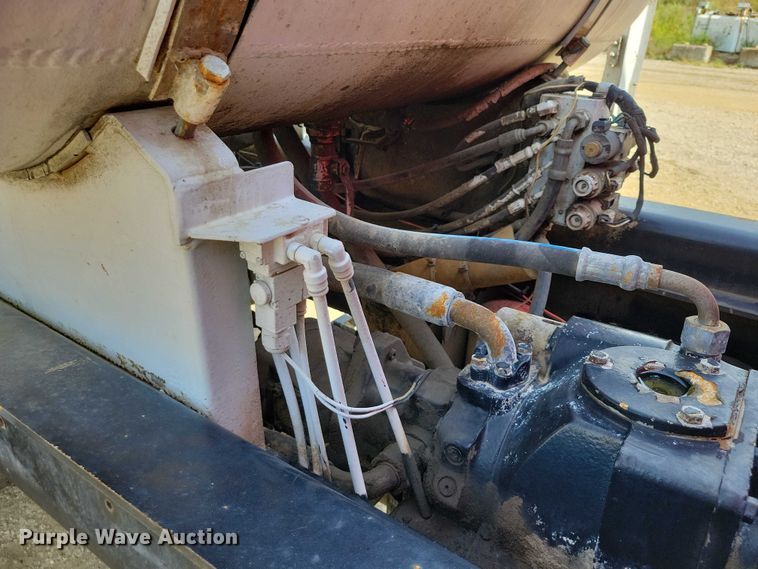 image for item DZ6605 2007 Mack Granite ready mix truck