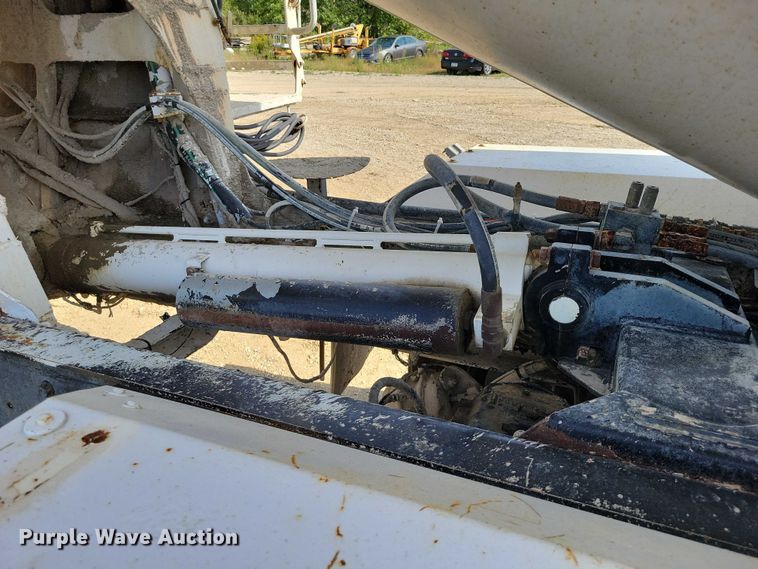 image for item DZ6605 2007 Mack Granite ready mix truck