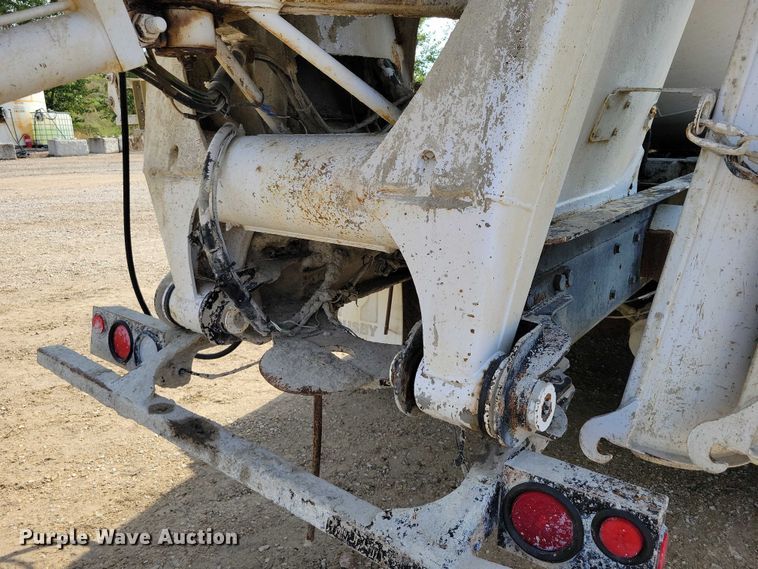 image for item DZ6605 2007 Mack Granite ready mix truck