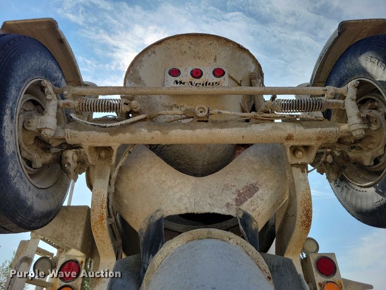 image for item DZ6605 2007 Mack Granite ready mix truck