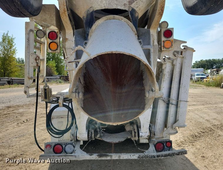 image for item DZ6605 2007 Mack Granite ready mix truck