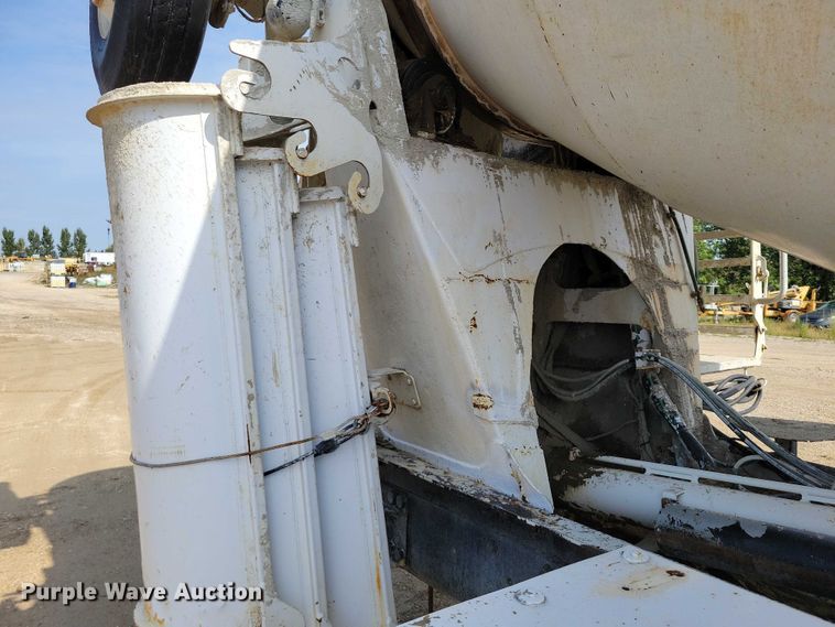 image for item DZ6605 2007 Mack Granite ready mix truck