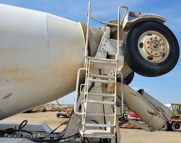 image for item DZ6605 2007 Mack Granite ready mix truck