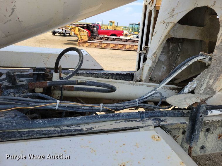 image for item DZ6605 2007 Mack Granite ready mix truck