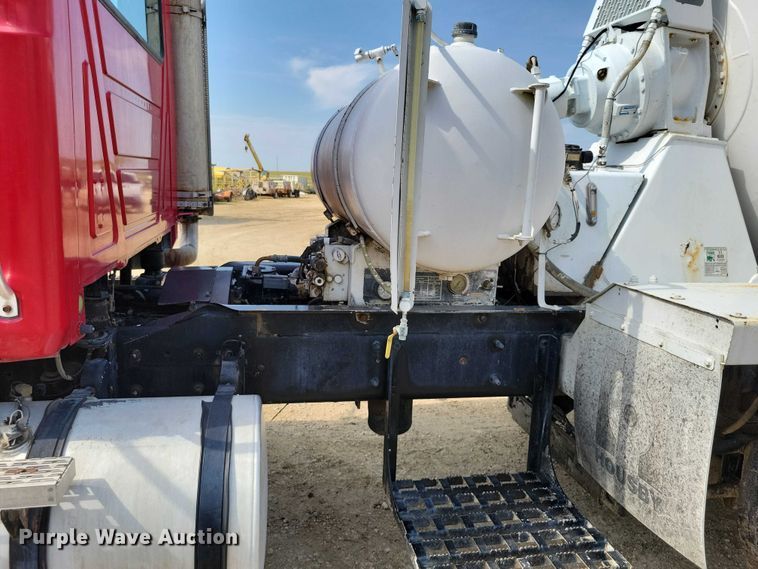 image for item DZ6605 2007 Mack Granite ready mix truck