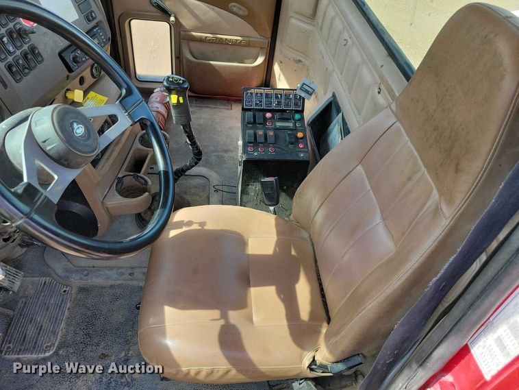 image for item DZ6605 2007 Mack Granite ready mix truck