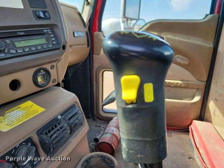 image for item DZ6605 2007 Mack Granite ready mix truck