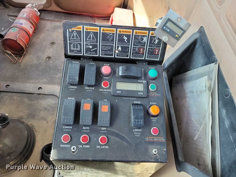 image for item DZ6605 2007 Mack Granite ready mix truck