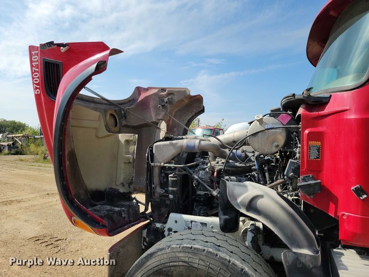 image for item DZ6605 2007 Mack Granite ready mix truck