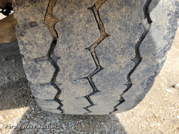 image for item DZ6605 2007 Mack Granite ready mix truck