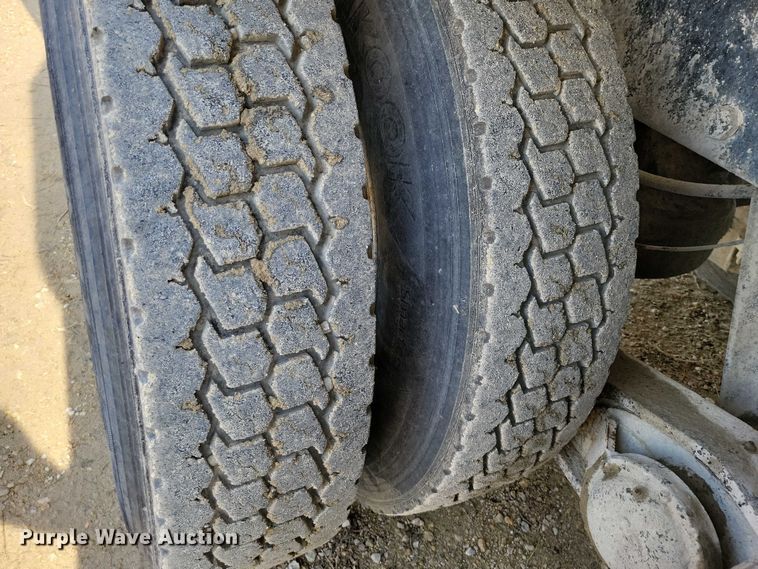 image for item DZ6605 2007 Mack Granite ready mix truck