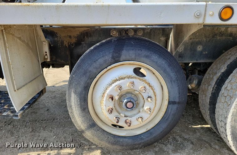 image for item DZ6605 2007 Mack Granite ready mix truck