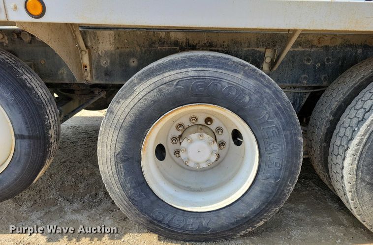 image for item DZ6605 2007 Mack Granite ready mix truck