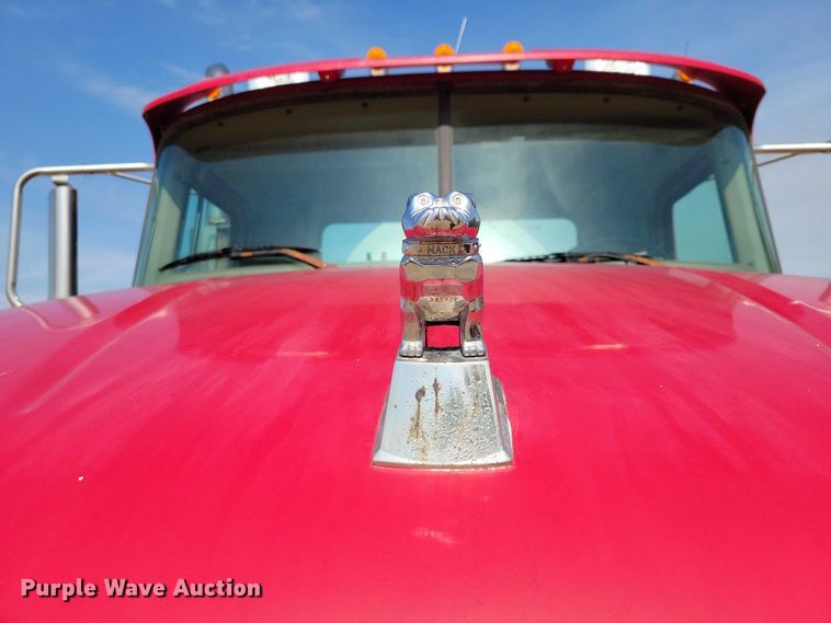 image for item DZ6605 2007 Mack Granite ready mix truck