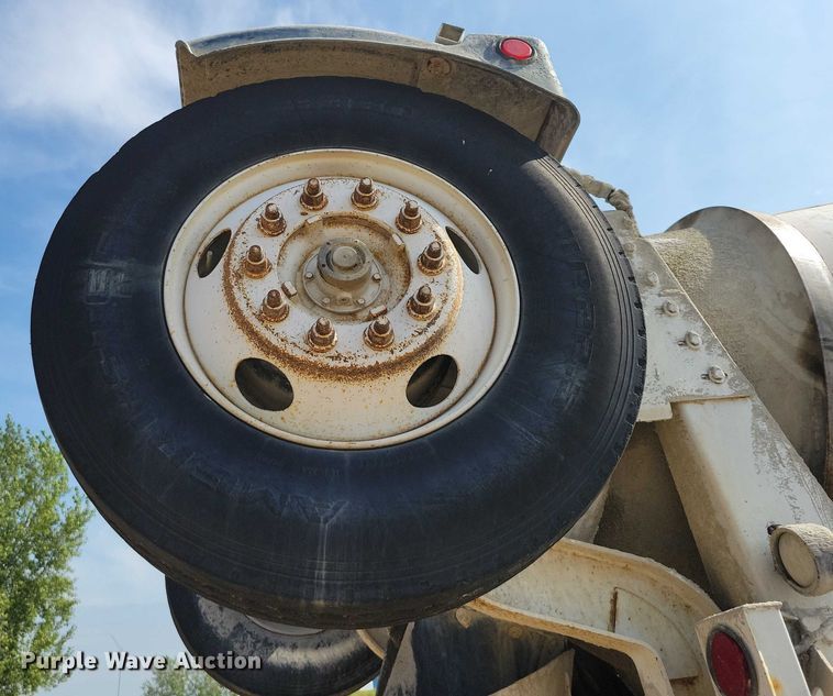 image for item DZ6605 2007 Mack Granite ready mix truck