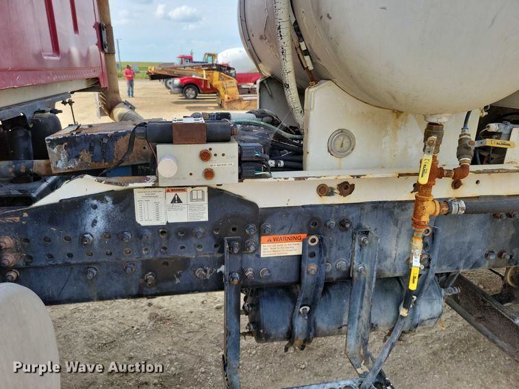 image for item DZ6606 2007 Sterling L-Line ready mix truck