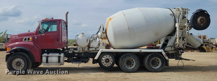 image for item DZ6606 2007 Sterling L-Line ready mix truck