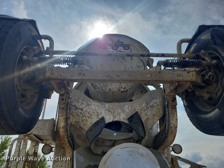 image for item DZ6606 2007 Sterling L-Line ready mix truck