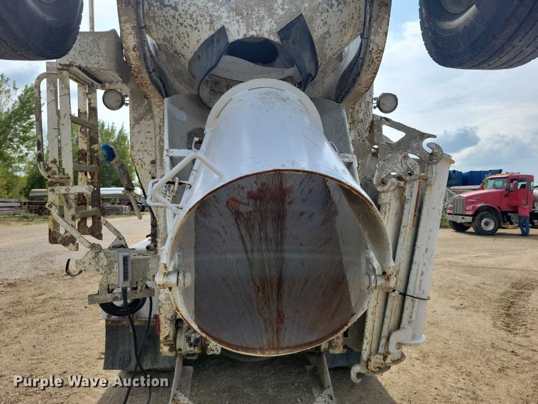 image for item DZ6606 2007 Sterling L-Line ready mix truck