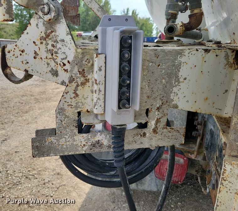 image for item DZ6606 2007 Sterling L-Line ready mix truck