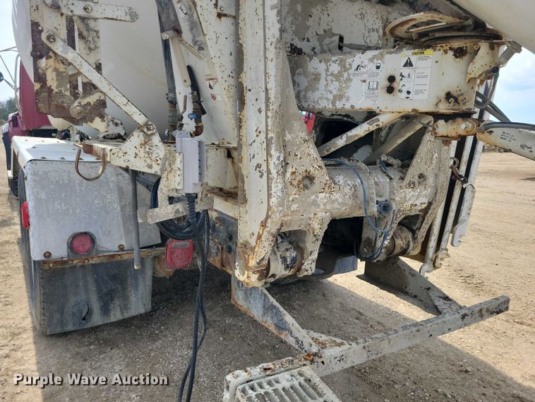 image for item DZ6606 2007 Sterling L-Line ready mix truck