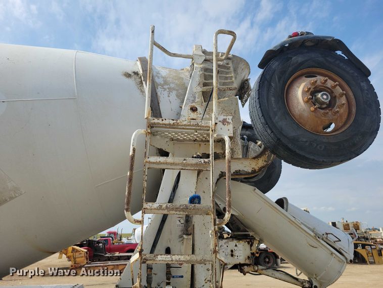 image for item DZ6606 2007 Sterling L-Line ready mix truck