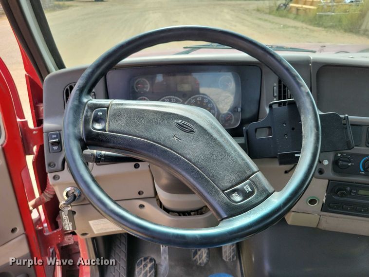 image for item DZ6606 2007 Sterling L-Line ready mix truck