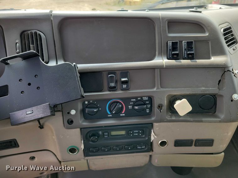 image for item DZ6606 2007 Sterling L-Line ready mix truck