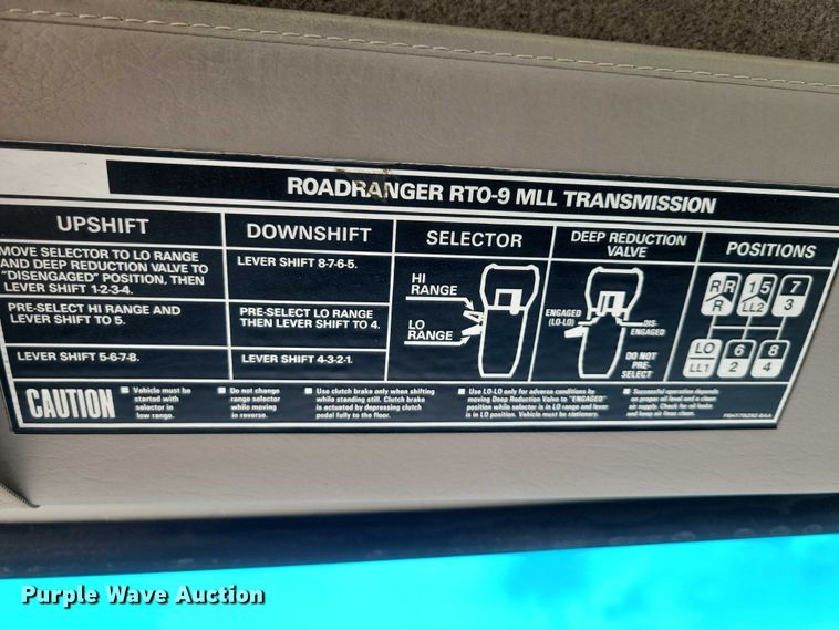 image for item DZ6606 2007 Sterling L-Line ready mix truck