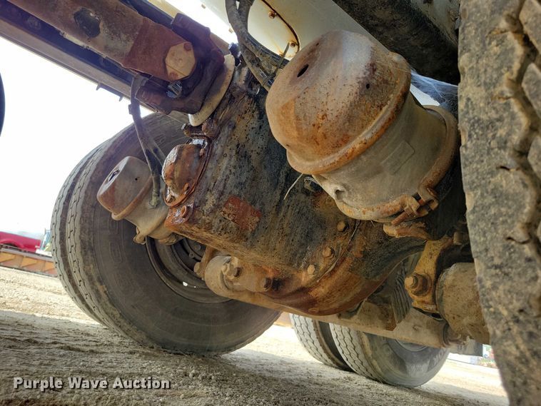 image for item DZ6606 2007 Sterling L-Line ready mix truck