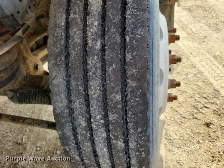 image for item DZ6606 2007 Sterling L-Line ready mix truck