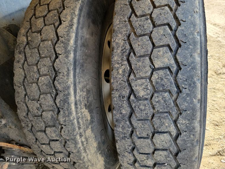 image for item DZ6606 2007 Sterling L-Line ready mix truck