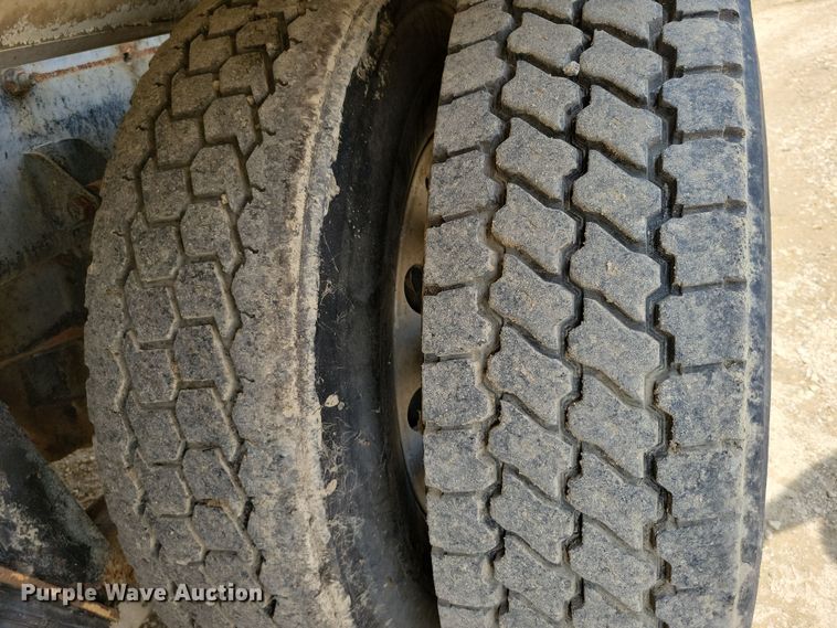 image for item DZ6606 2007 Sterling L-Line ready mix truck