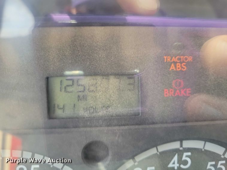 image for item DZ6606 2007 Sterling L-Line ready mix truck