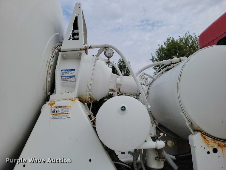 image for item DZ6607 2000 Kenworth  W900 ready mix truck