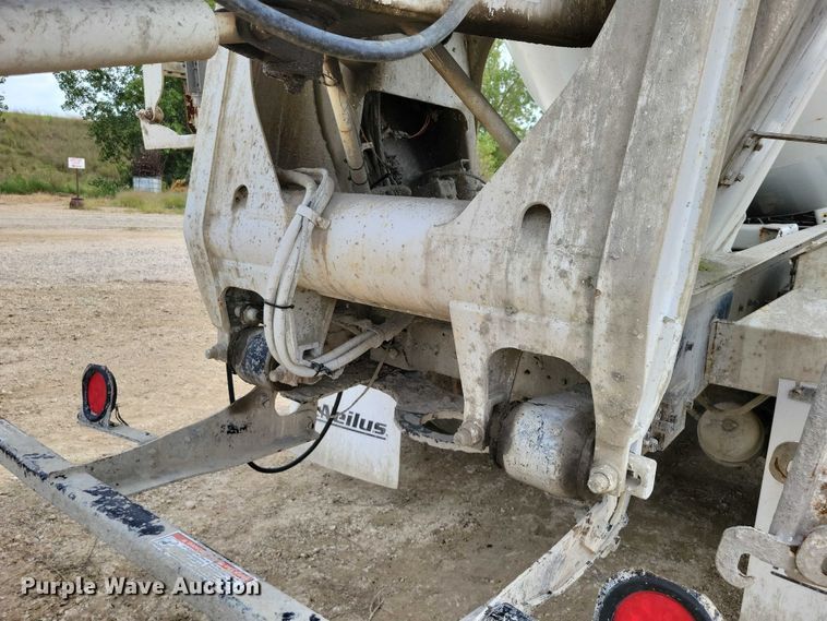 image for item DZ6607 2000 Kenworth  W900 ready mix truck