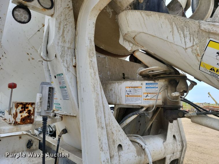 image for item DZ6607 2000 Kenworth  W900 ready mix truck