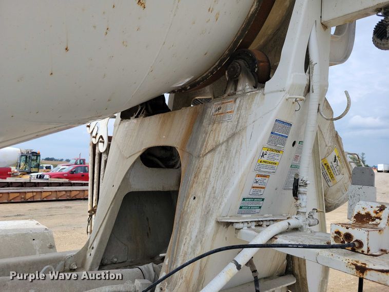 image for item DZ6607 2000 Kenworth  W900 ready mix truck