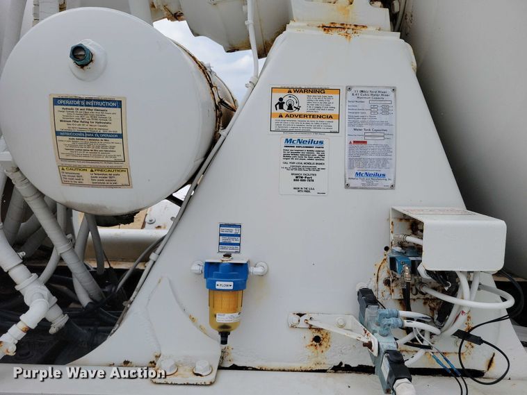 image for item DZ6607 2000 Kenworth  W900 ready mix truck