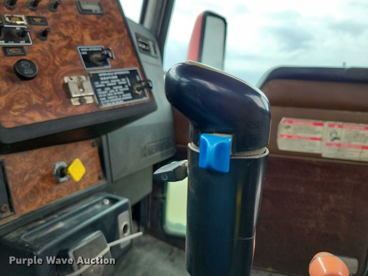 image for item DZ6607 2000 Kenworth  W900 ready mix truck