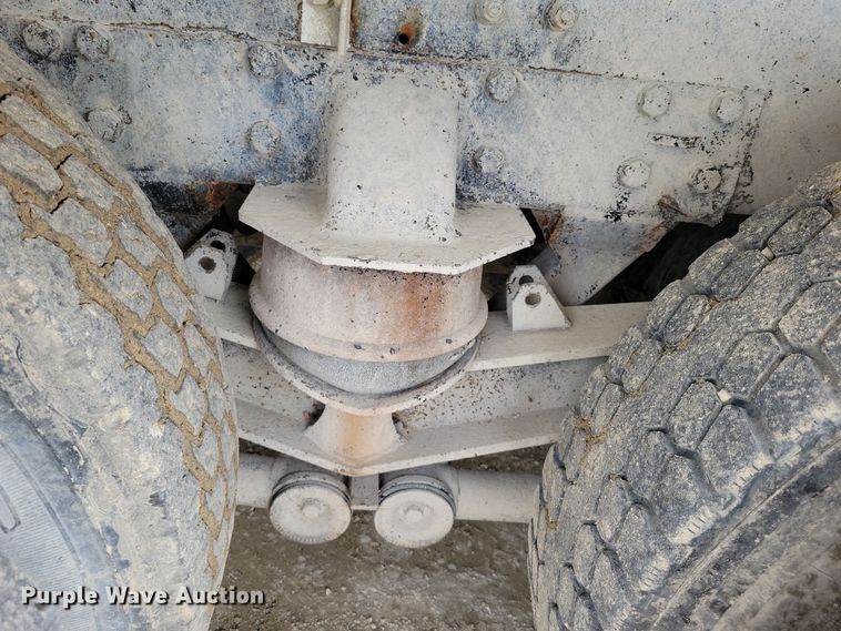 image for item DZ6607 2000 Kenworth  W900 ready mix truck