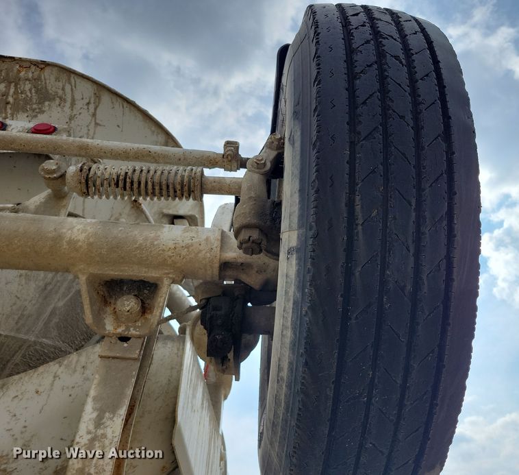 image for item DZ6607 2000 Kenworth  W900 ready mix truck