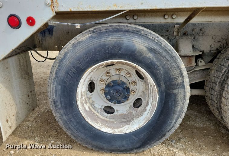 image for item DZ6607 2000 Kenworth  W900 ready mix truck