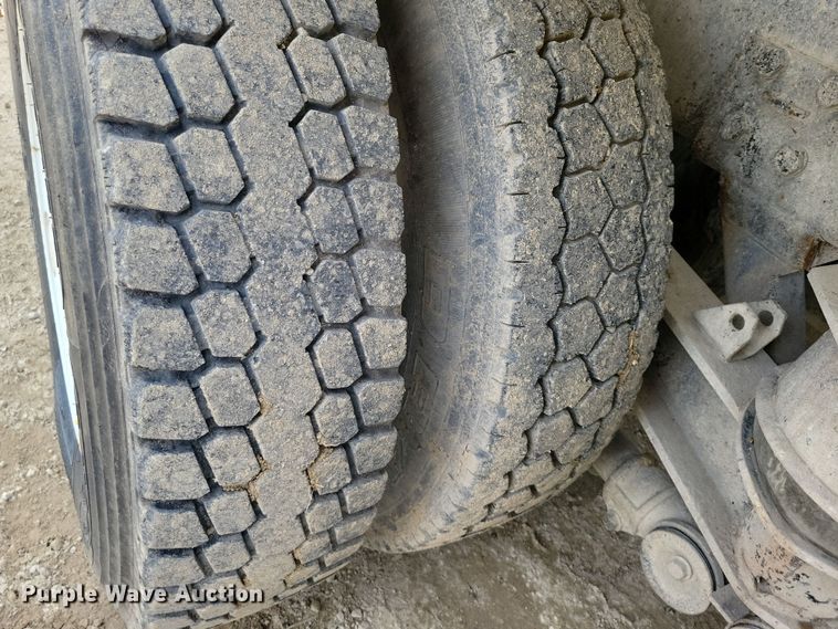 image for item DZ6607 2000 Kenworth  W900 ready mix truck