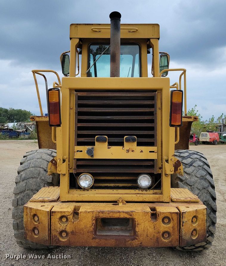 image for item DZ6609 1983 Caterpillar 950B wheel loader