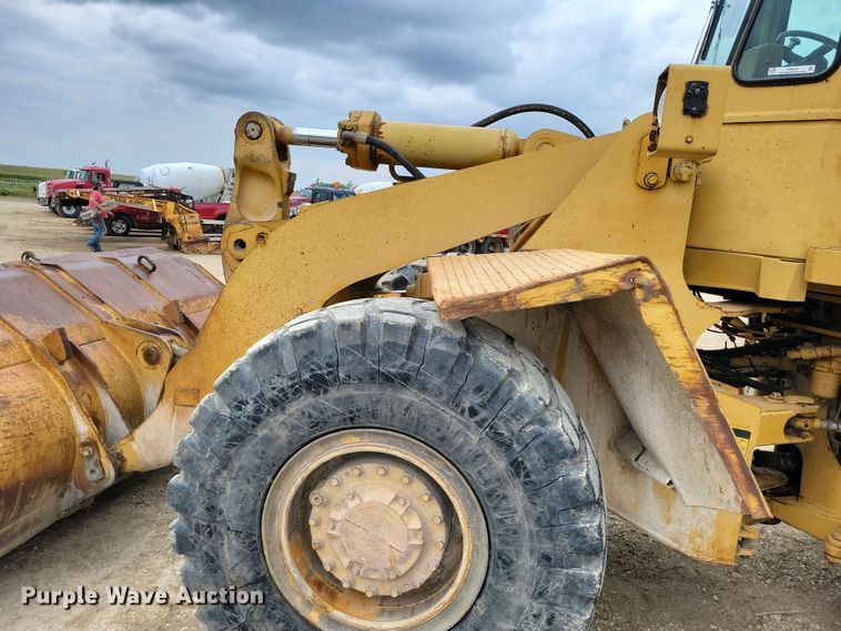 image for item DZ6609 1983 Caterpillar 950B wheel loader